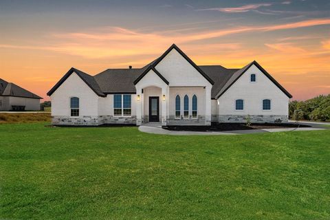 1025 Gonzollas Road Springtown TX 76082