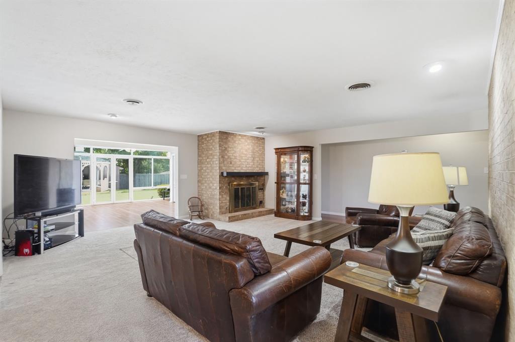 2608 Buckingham Drive