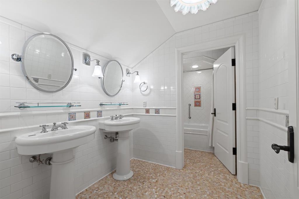 W H Weaver - Residential