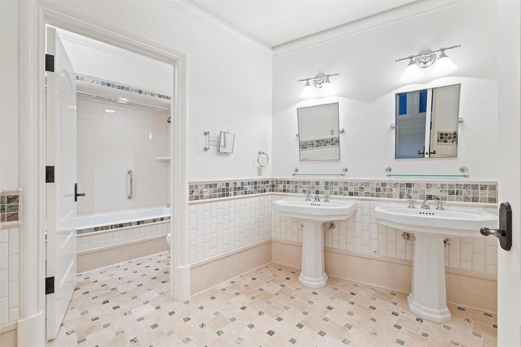 W H Weaver - Residential