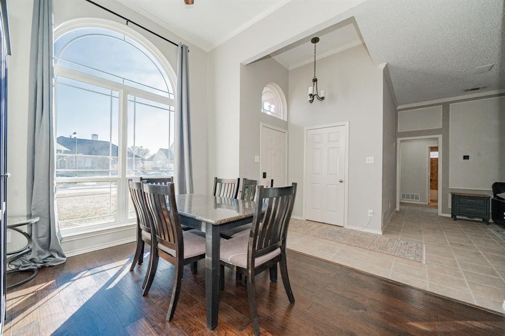 1213 Wedgecrest Lane