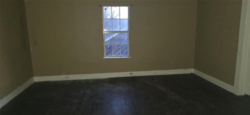 A M Moore - Residential