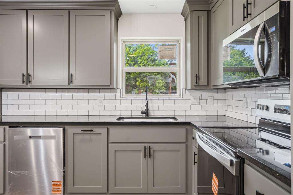 1503 E 9th Avenue