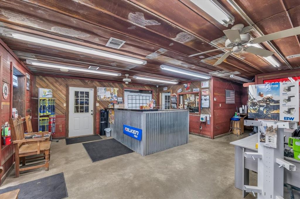 I H REED A-23 - Commercial Sale