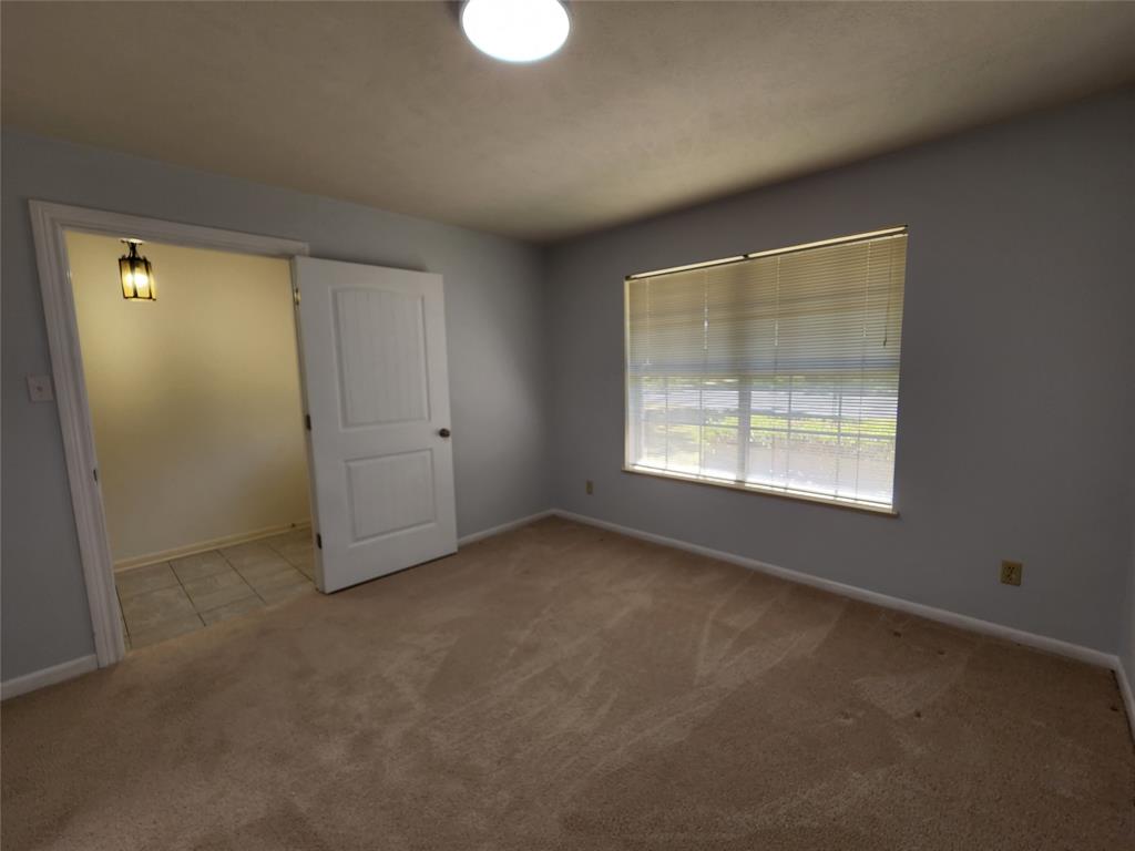 2604 Buckingham Drive
