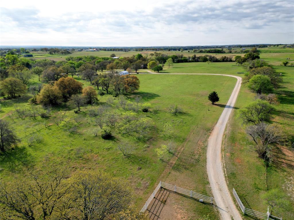 169 Private Road 4611