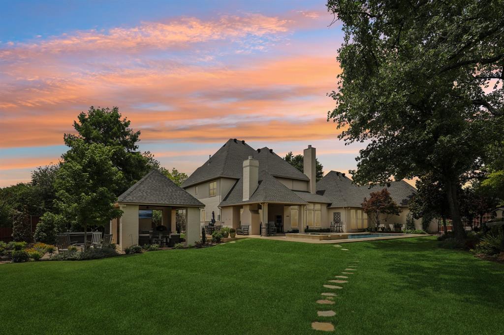 100 Kentucky Derby Drive
