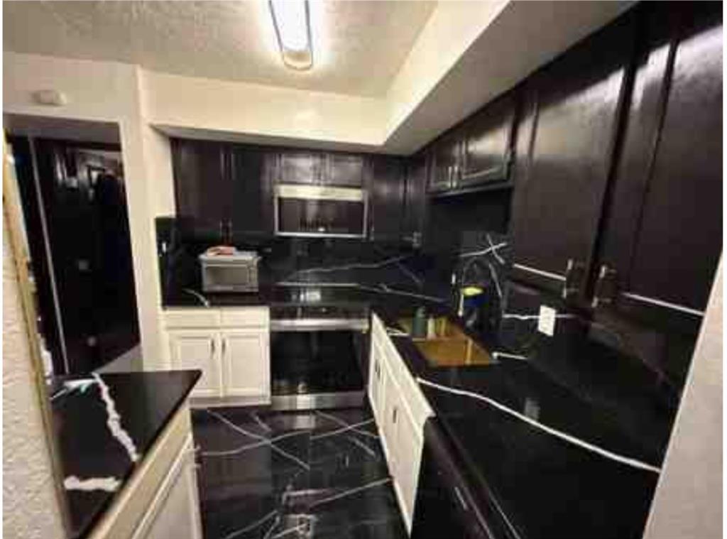 Richland Trace Condos - Residential