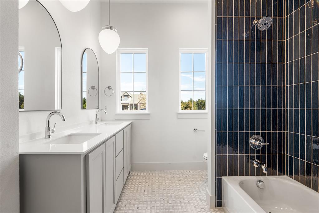 Hidden Lakes at Mockingbird - Residential