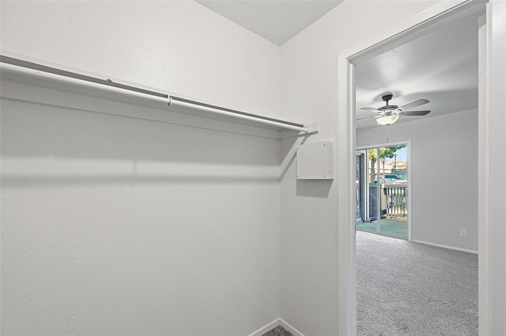 River Oaks Condos - Residential