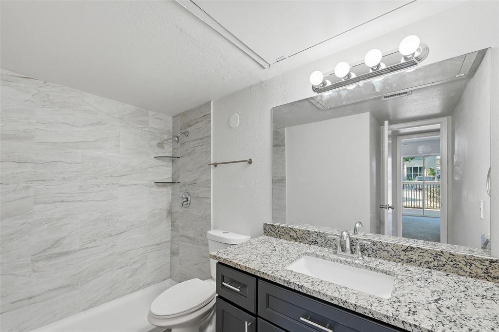 River Oaks Condos - Residential