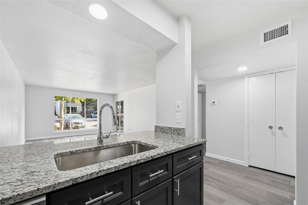 River Oaks Condos - Residential