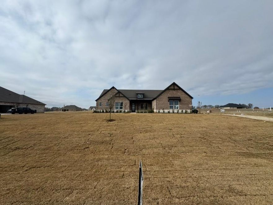 Estimated February 2026 completion! Ask us about our Trade In Trade Up program, we can buy your home! Beautiful new construction home on a 1-acre homesite offering peaceful country living and scenic views! This single-story design features 3 bedrooms, 3 full baths, a versatile flex room, formal
dining, providing plenty of space for everyone to enjoy. The open-concept layout blends style and functionality with spacious living areas, perfect for gathering and entertaining. Located in a highly rated school district, this home combines quiet surroundings with everyday comfort and convenience.