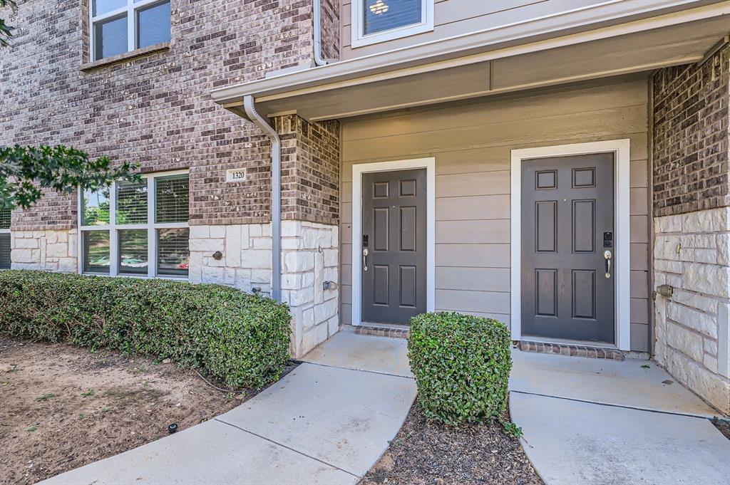 Lake Lewisville Town Homes - Residential Lease