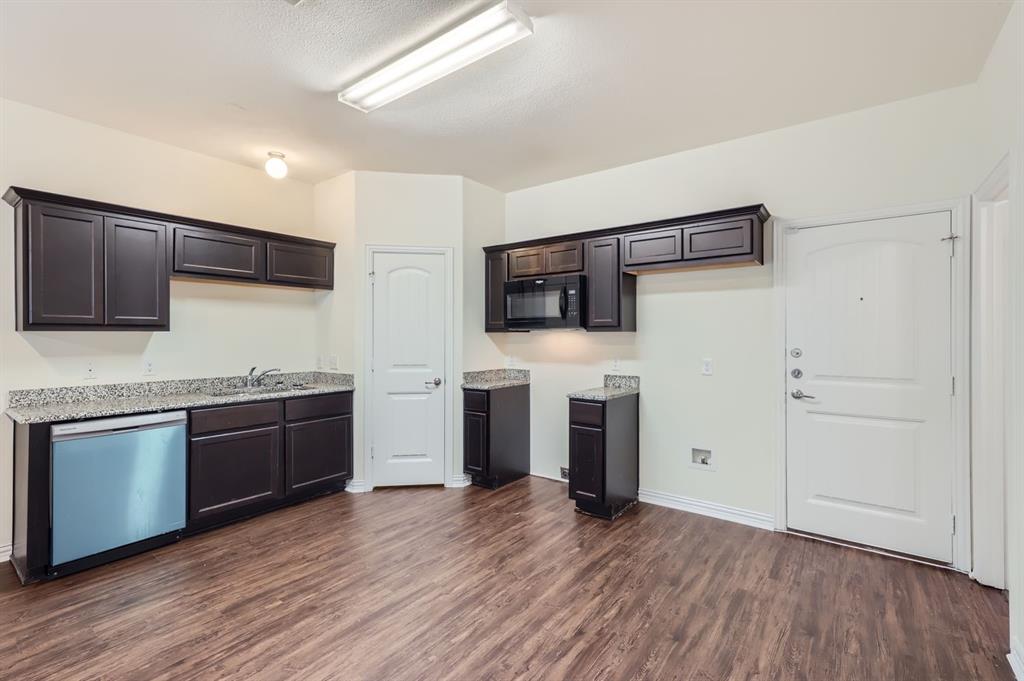 Lake Lewisville Town Homes - Residential Lease