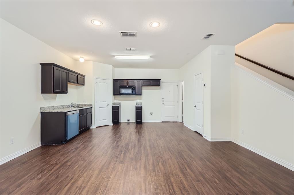 Lake Lewisville Town Homes - Residential Lease