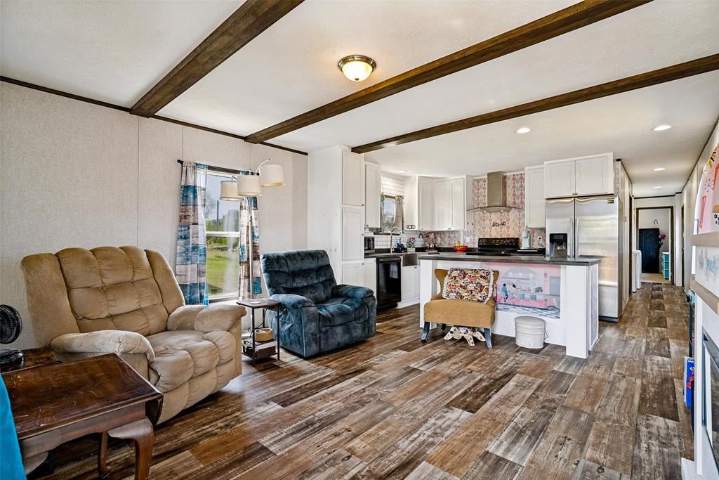 4415 Woodland Drive