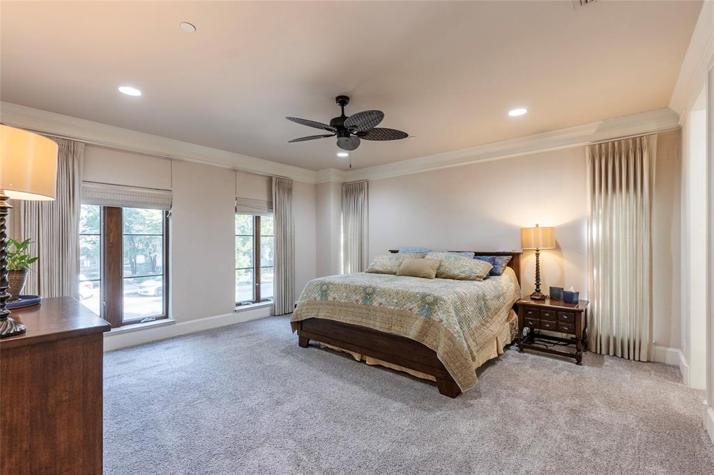 Villa De Leon Condo - Residential