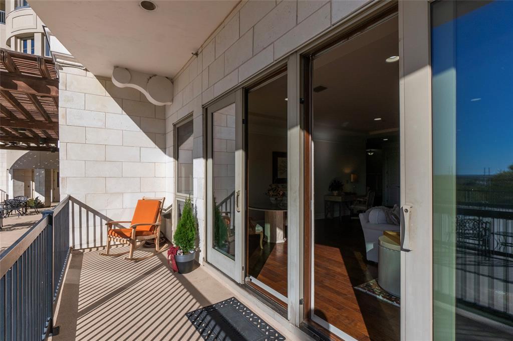 Villa De Leon Condo - Residential