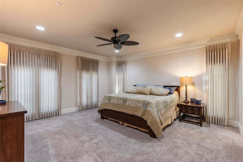 Villa De Leon Condo - Residential