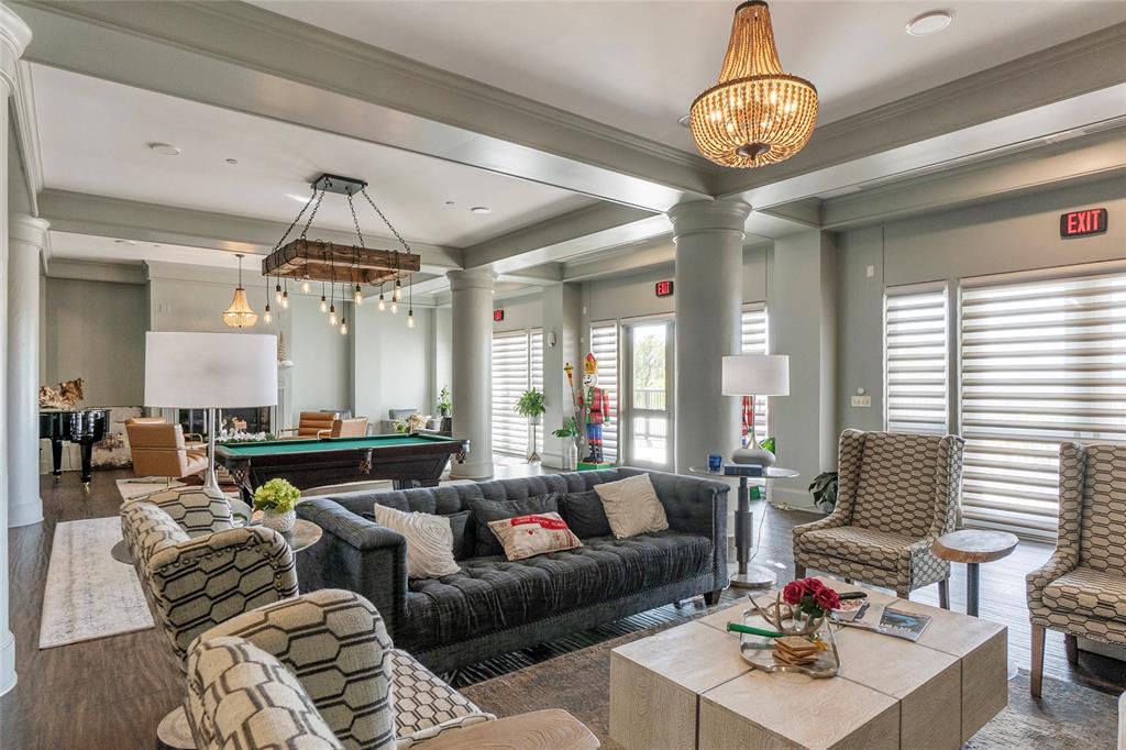 Villa De Leon Condo - Residential