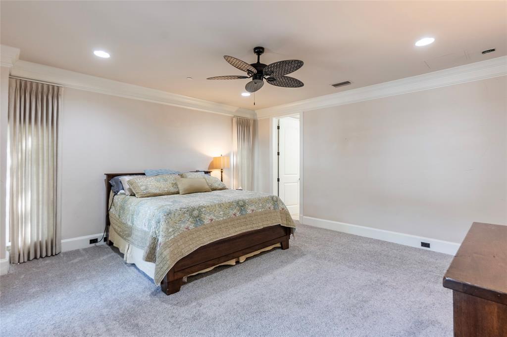 Villa De Leon Condo - Residential