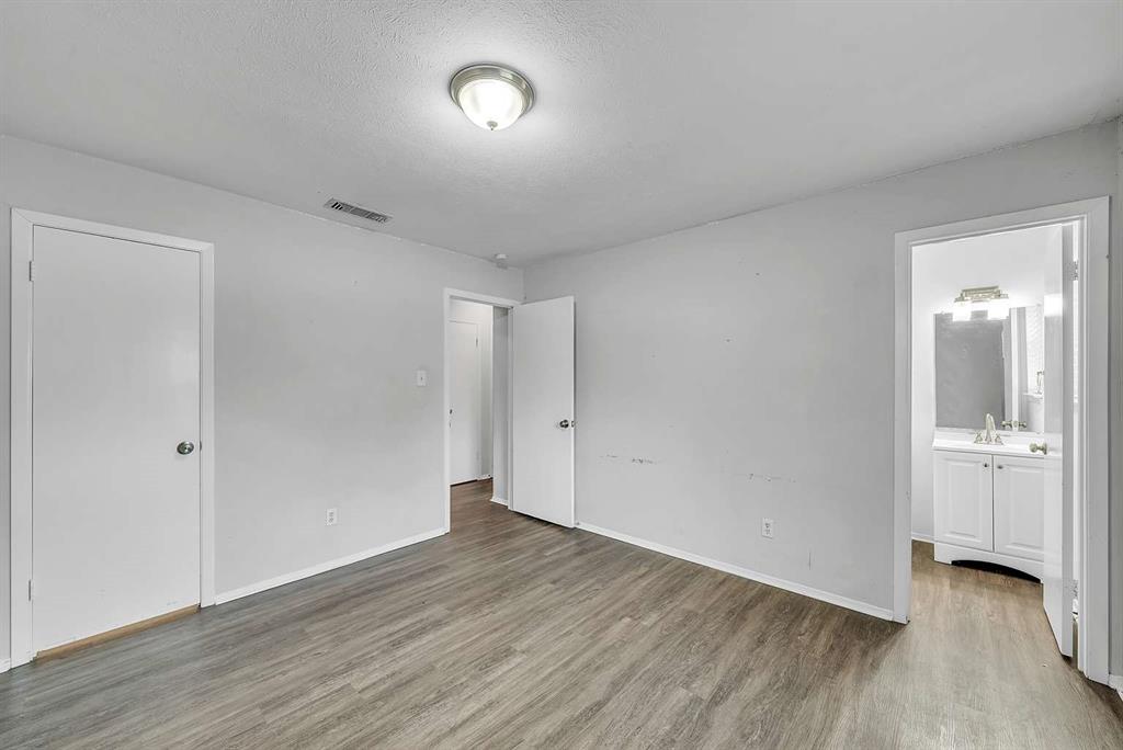 ROLLING MEADOWS ADDITION - Residential