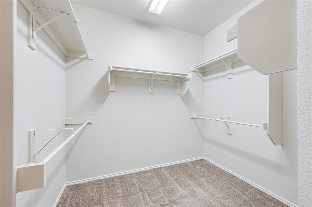 Villages Of Chisholm Ridge Th - Residential