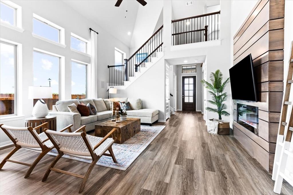 Summer Crest - Residential