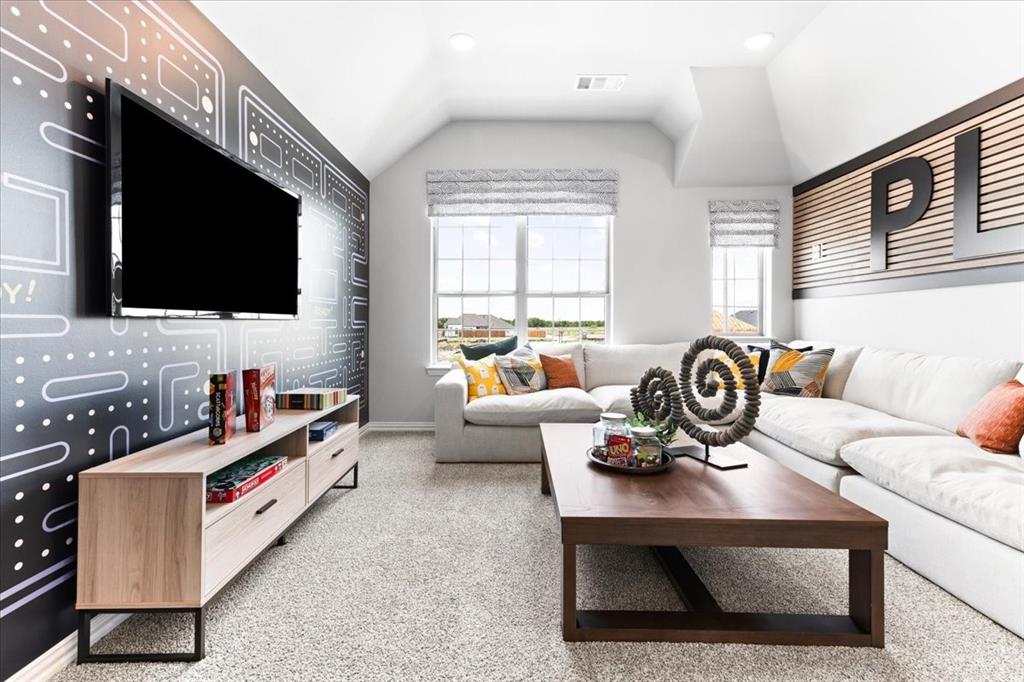 Summer Crest - Residential