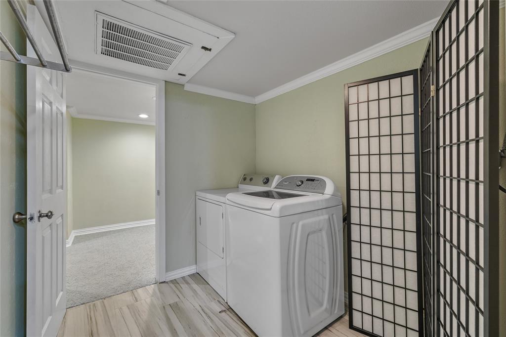 North Slopes Woodridge Condos - Residential