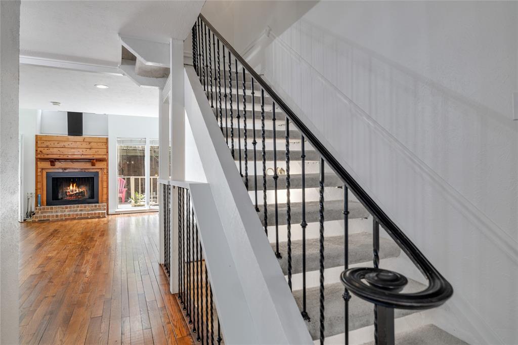 North Slopes Woodridge Condos - Residential