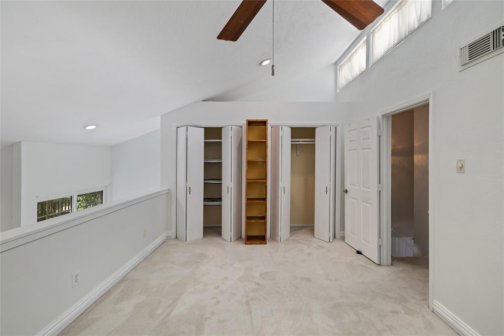 North Slopes Woodridge Condos - Residential