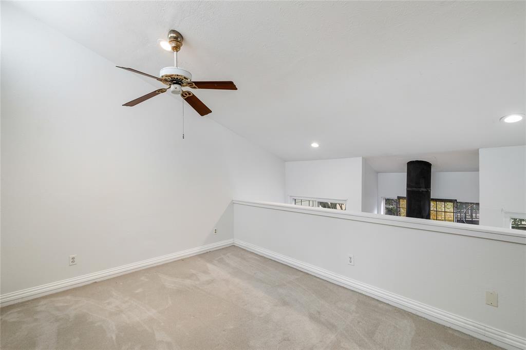 North Slopes Woodridge Condos - Residential