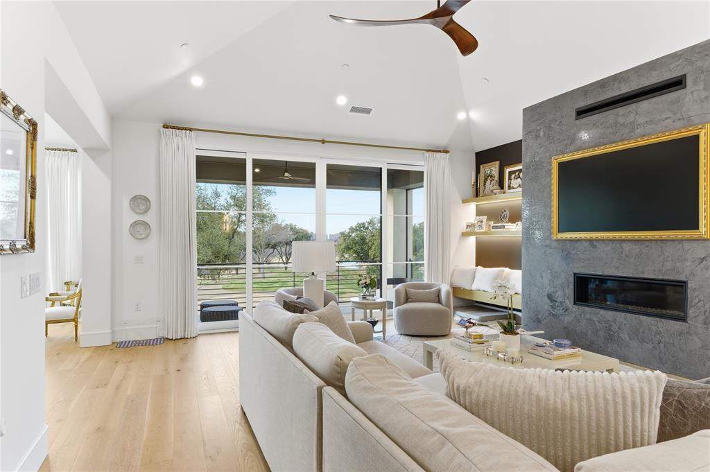 Residences Condos Bldg 3 - Residential