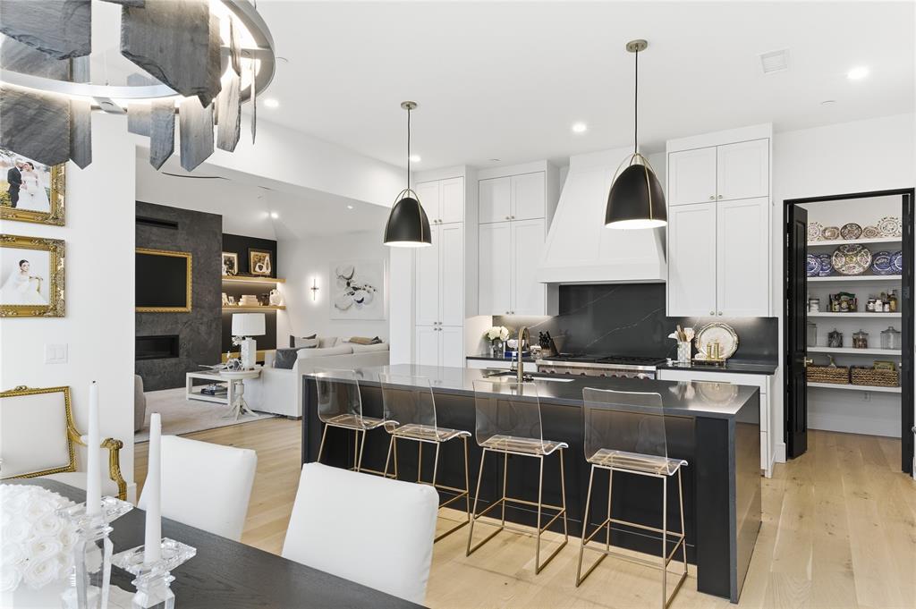 Residences Condos Bldg 3 - Residential