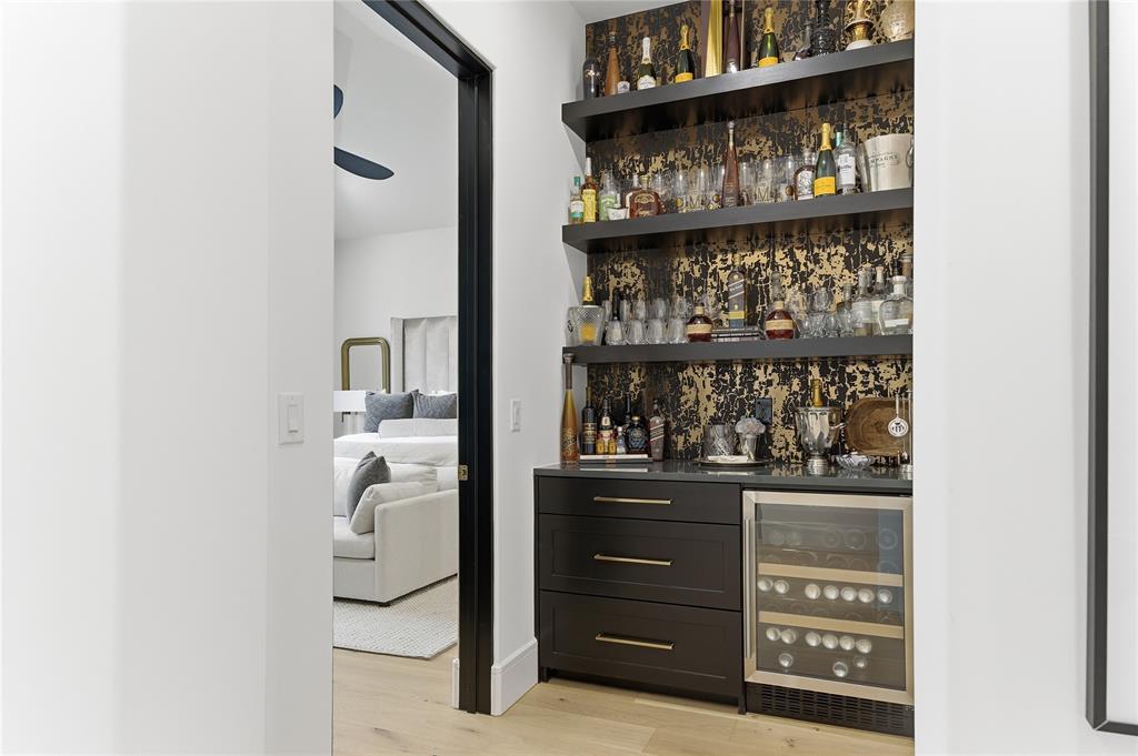 Residences Condos Bldg 3 - Residential