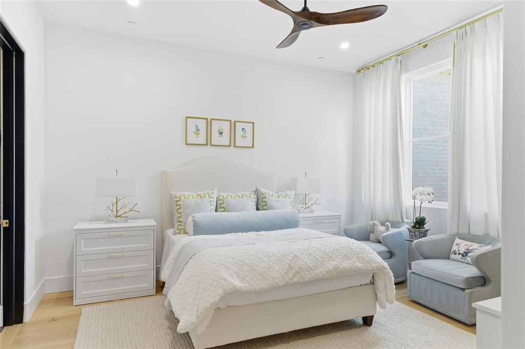 Residences Condos Bldg 3 - Residential