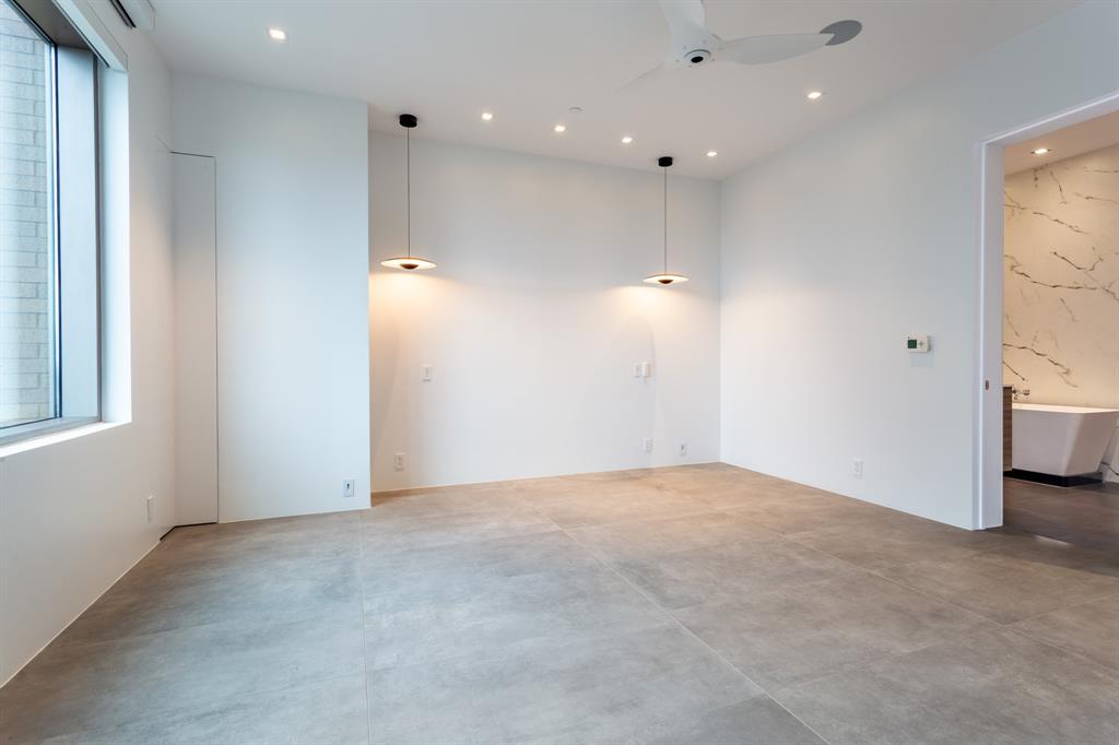 Stoneleigh Residences - Residential