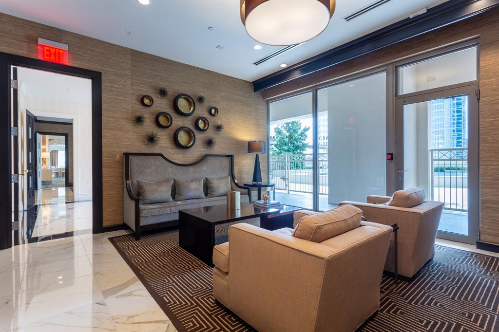 Stoneleigh Residences - Residential