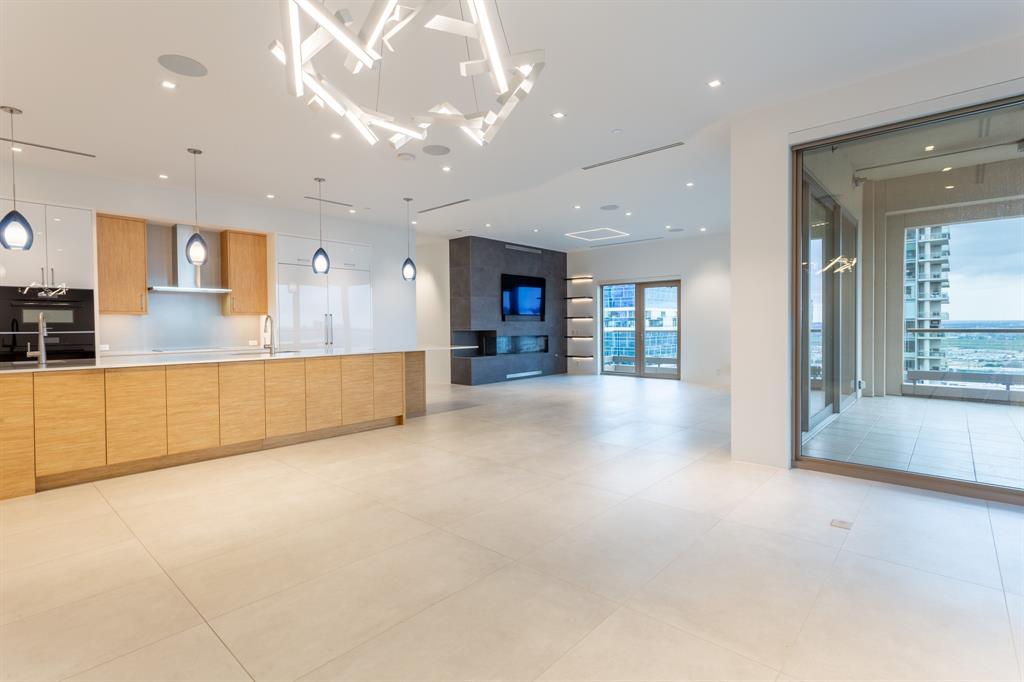 Stoneleigh Residences - Residential