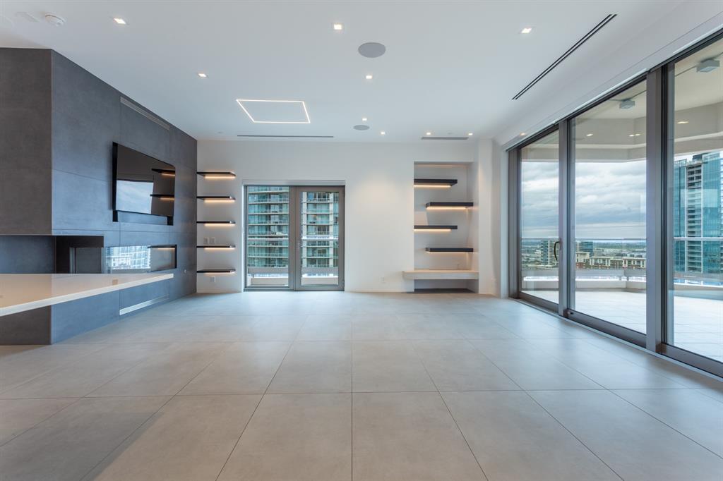 Stoneleigh Residences - Residential