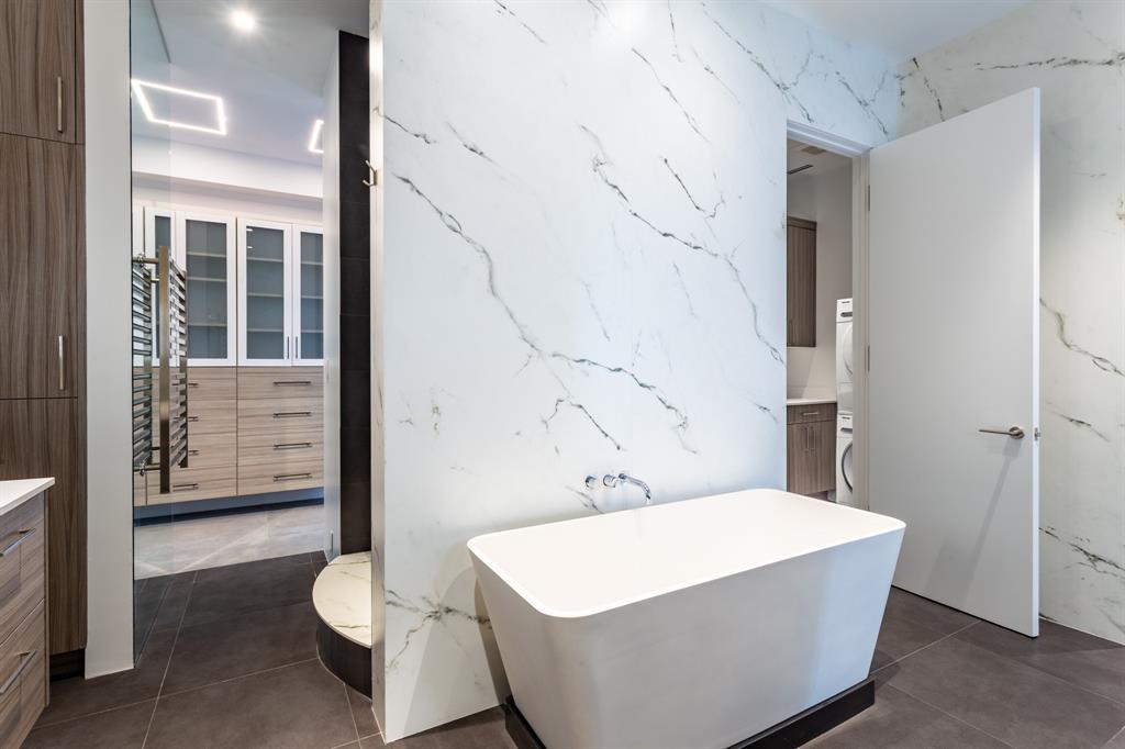 Stoneleigh Residences - Residential