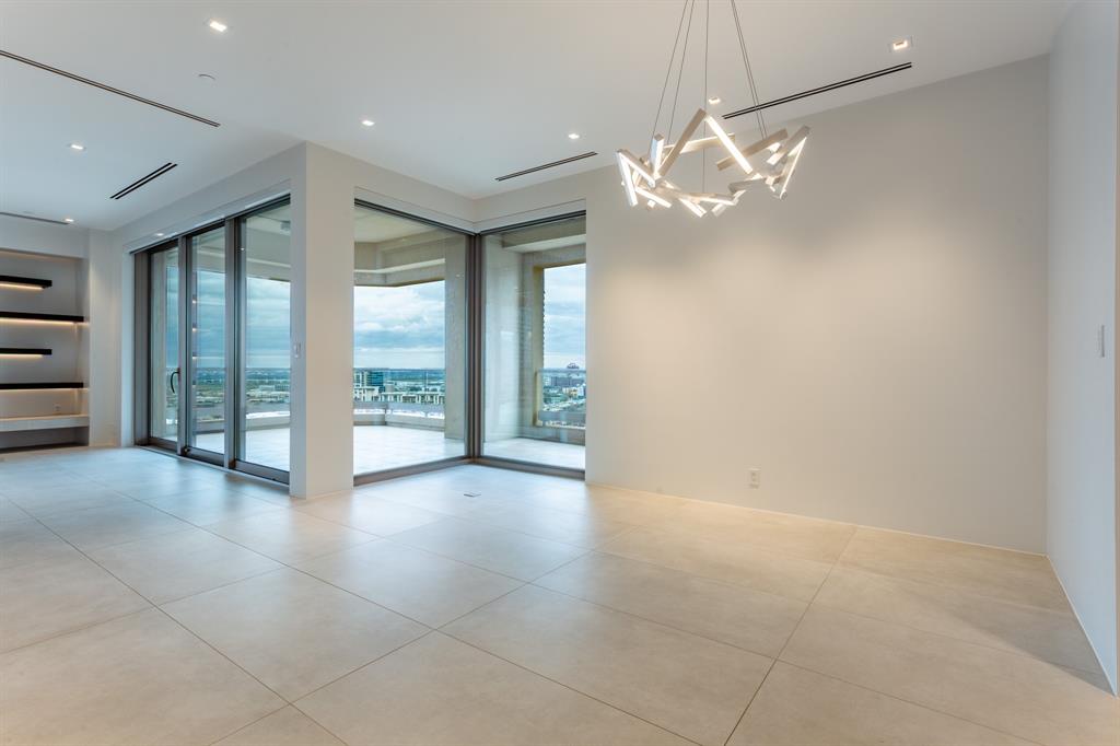 Stoneleigh Residences - Residential