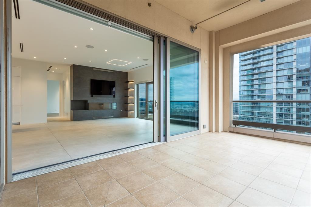 Stoneleigh Residences - Residential