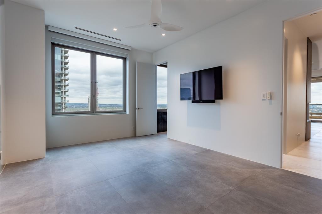 Stoneleigh Residences - Residential