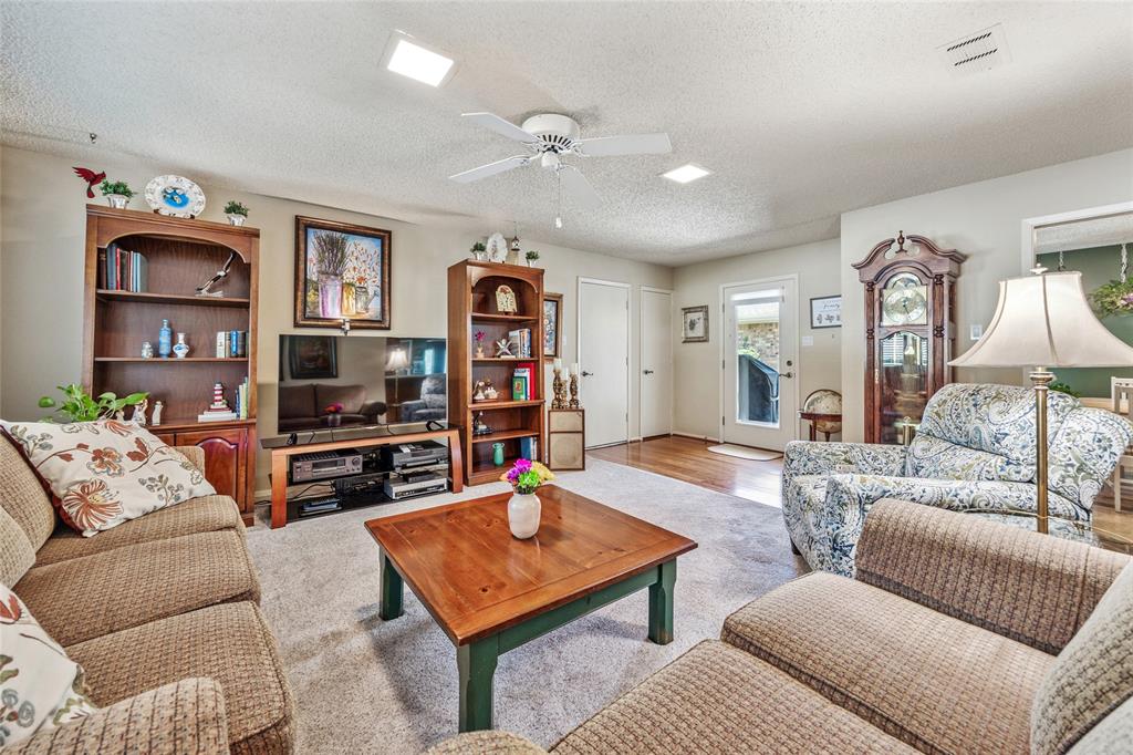 Lake Country Estates Add - Residential