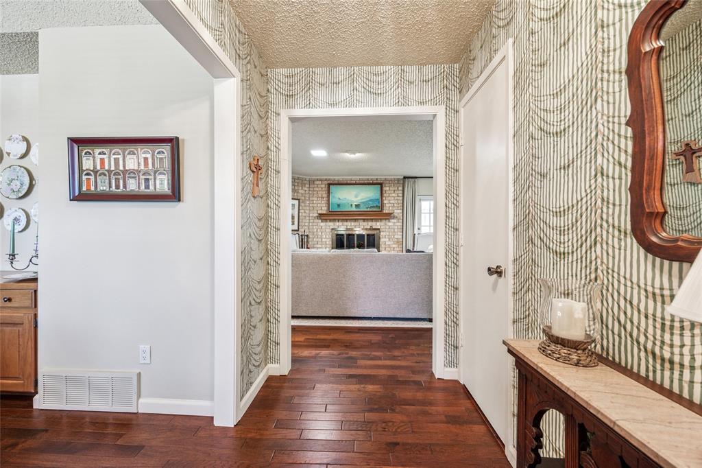 Lake Country Estates Add - Residential