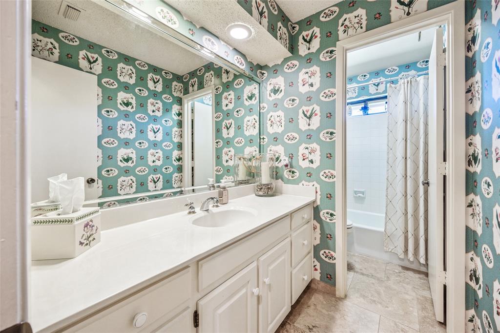 Lake Country Estates Add - Residential