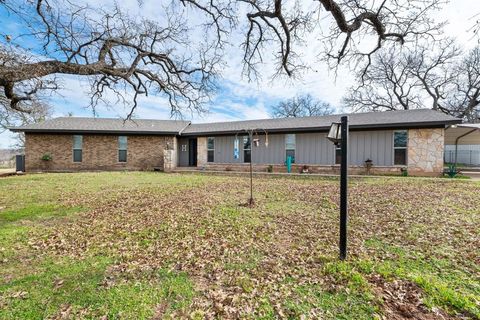 A home in Mineral Wells